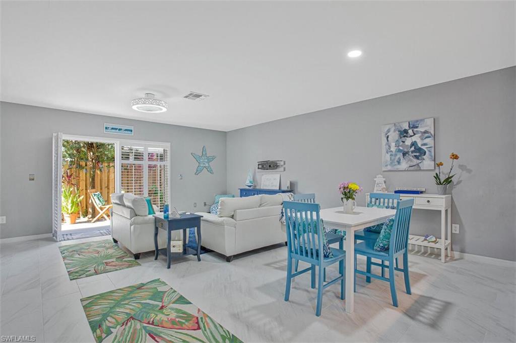 Dining room with baseboards