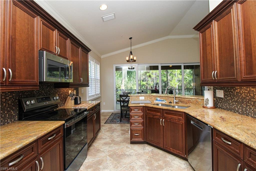 6657 Alden Woods CIR 201 photo 12