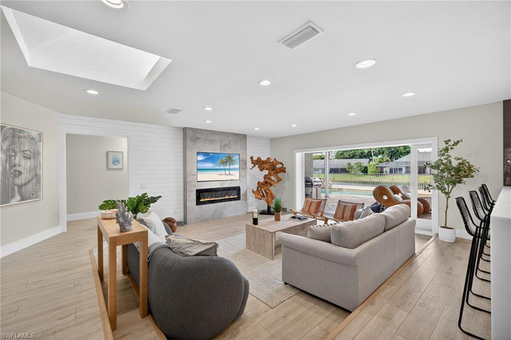 2341 MAYFIELD CT 8