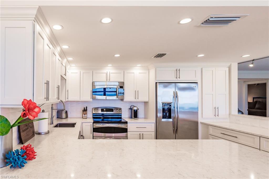 9375 Gulf Shore DR 302 photo 10