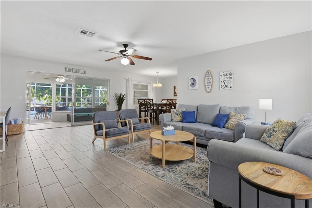 1432 Windsor CT