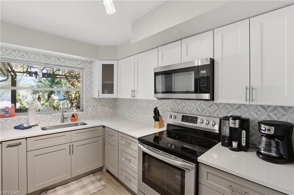 1432 Windsor CT photo 8