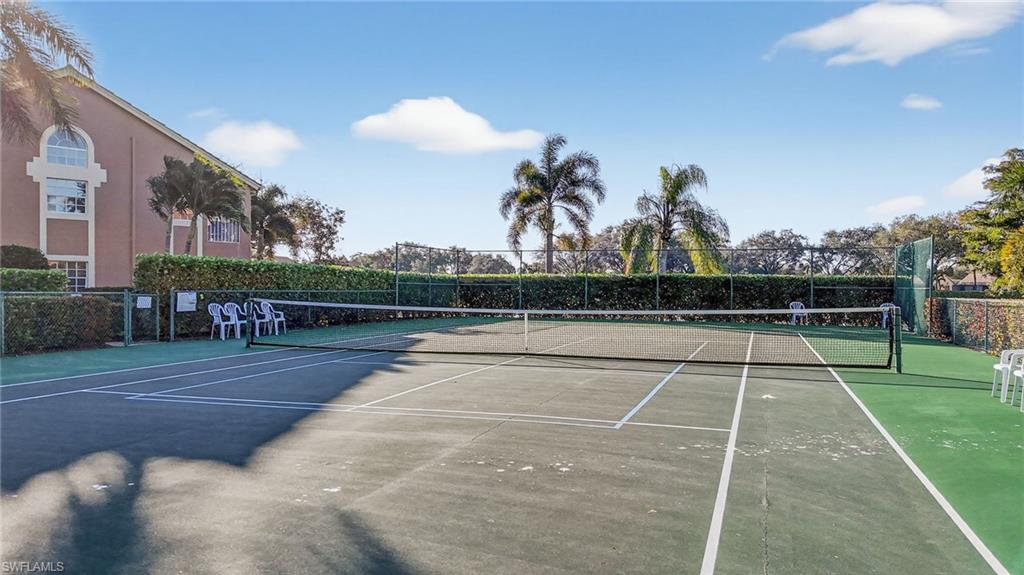 Sherburne Circle Tennis/Pickleball Court