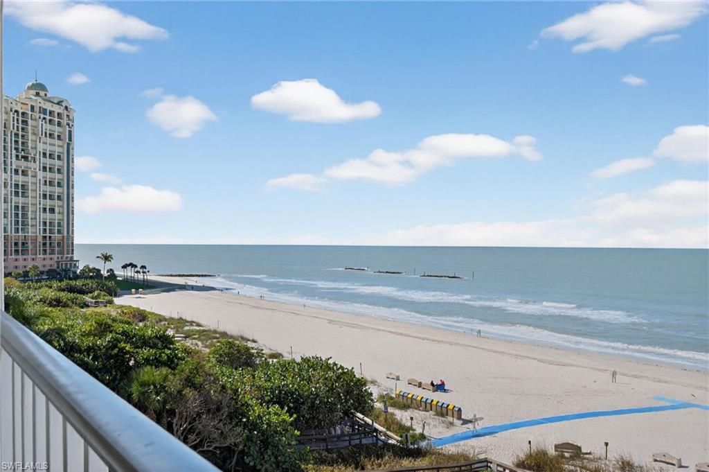 180 Degree Beach View