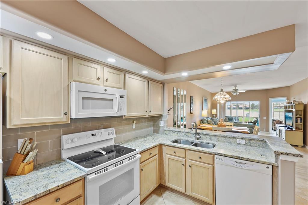 28064 Cavendish CT 2404 photo 6