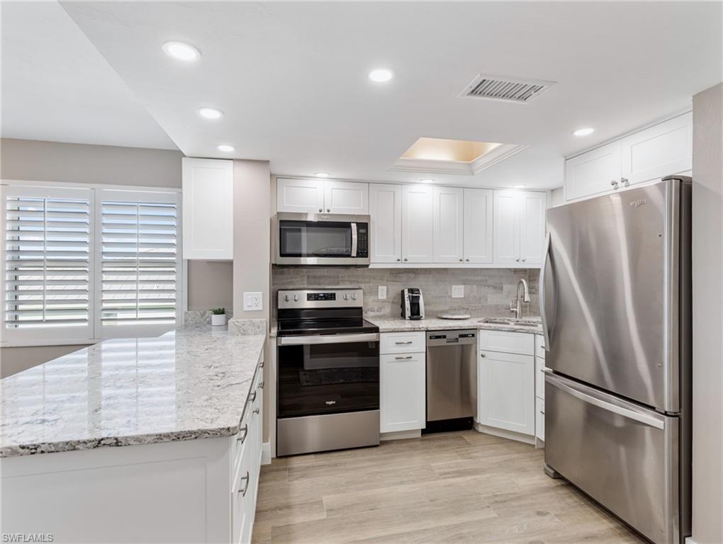 5000 Estero BLVD 407 photo 20