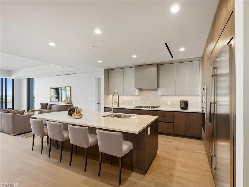 5100 SEAGRASS BLVD 705 photo 8