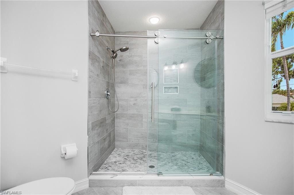 700 Diamond CIR 706 photo 26
