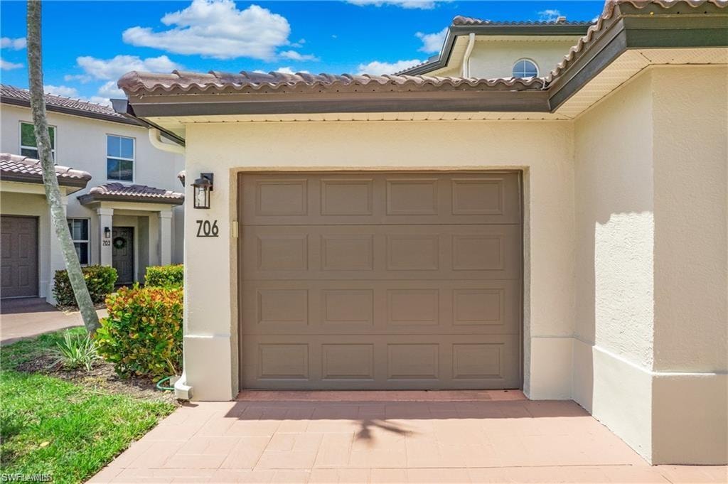 700 Diamond CIR 706
