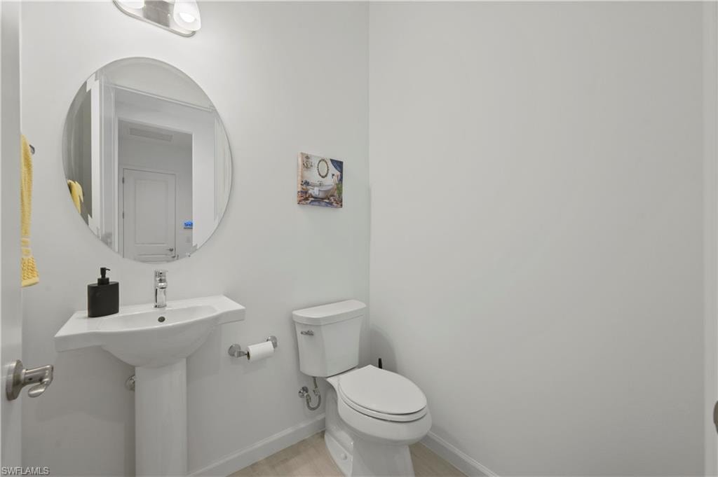9072 Wisteria WAY photo 17