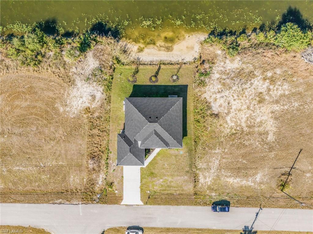 Aerial view of property and surrounding area