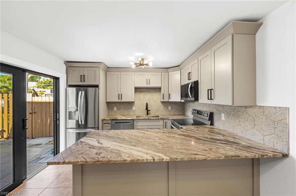 1569 Park Meadows DR 2 photo 6