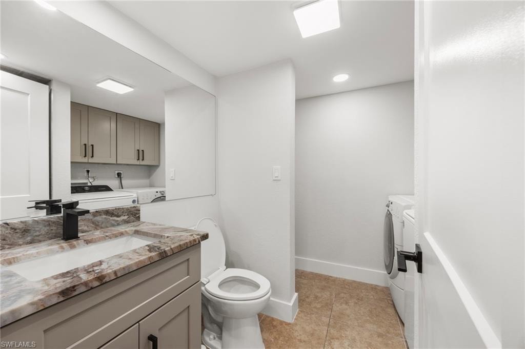 1569 Park Meadows DR 2 photo 18