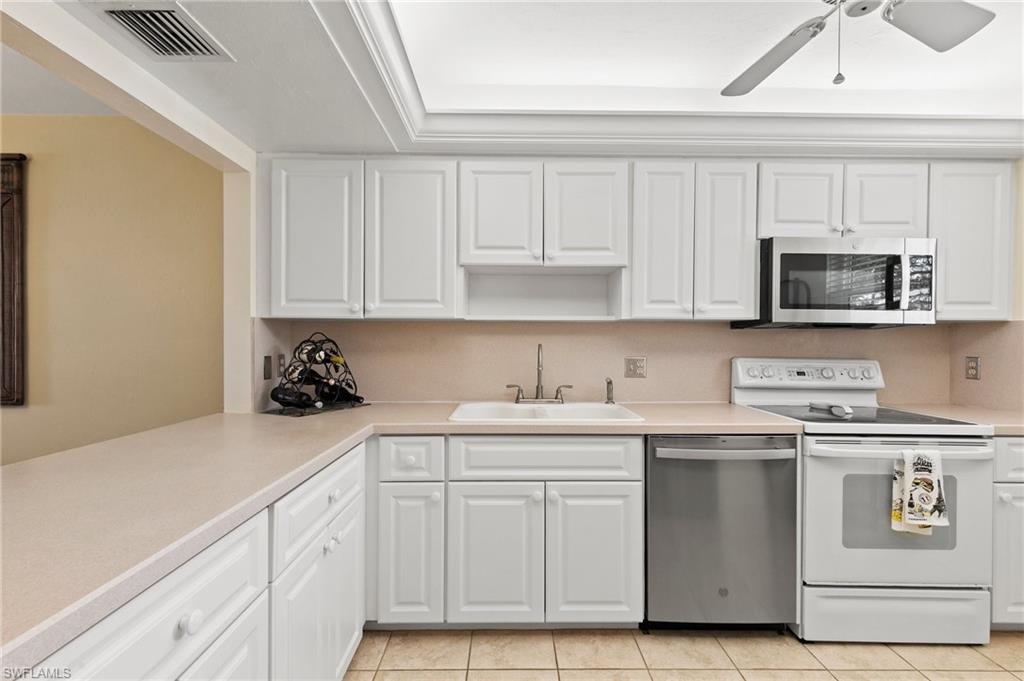 Plenty of cabinet space for all your kitchen needs