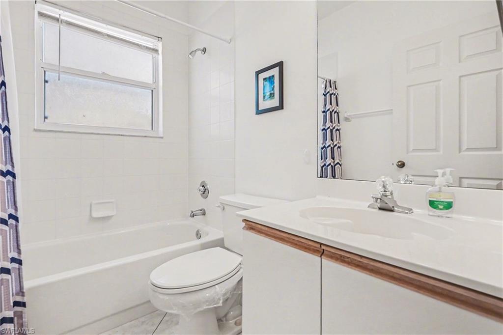 326 Bradstrom CIR 201F photo 16