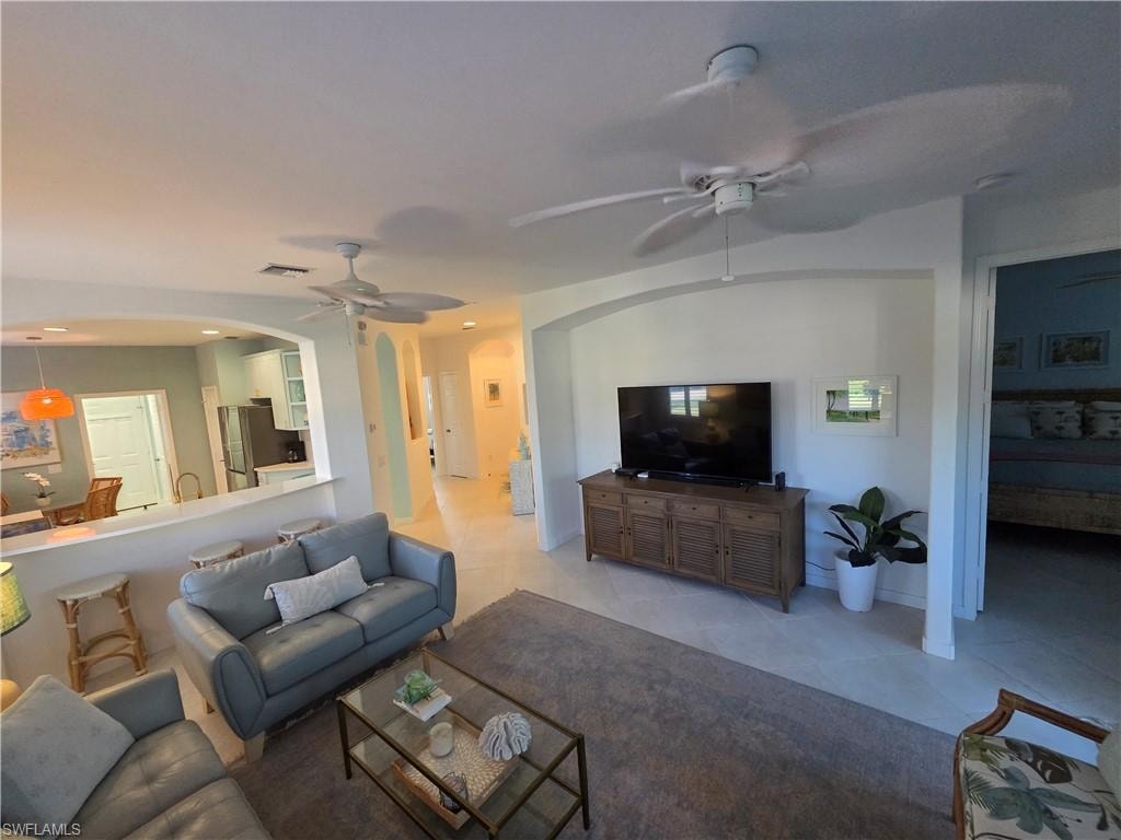 10640 Camarelle CIR photo 12