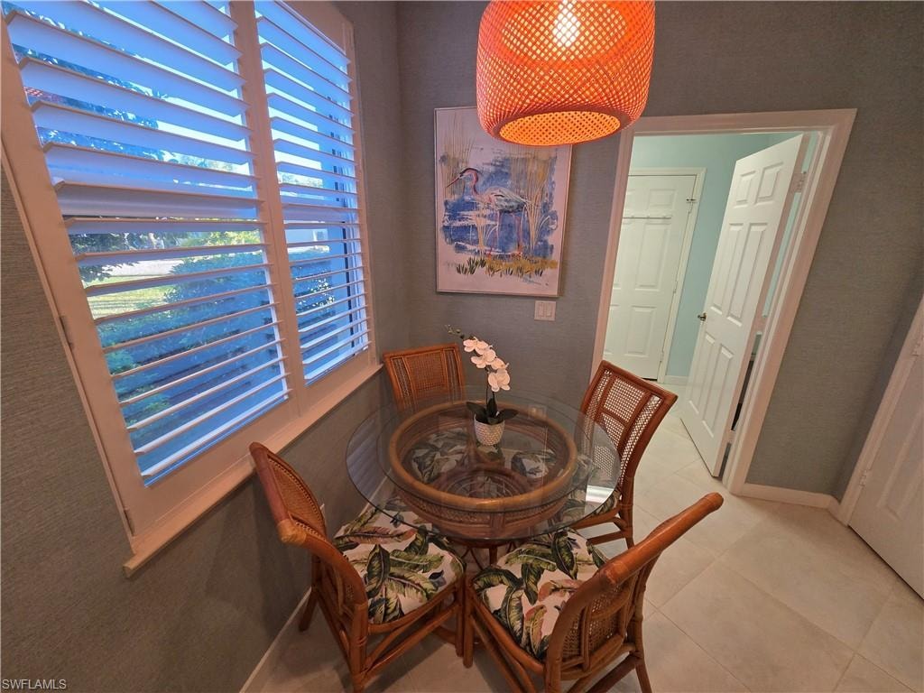 10640 Camarelle CIR photo 9