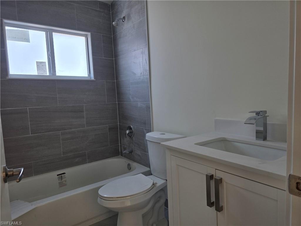 3030 39th ST SW photo 11