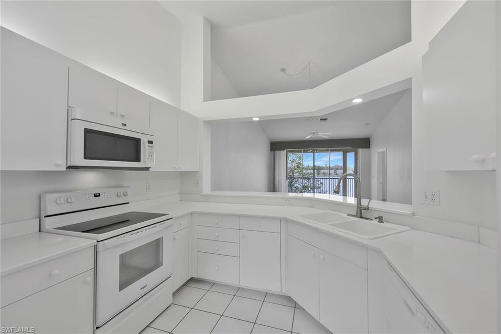 3420 Crown Pointe BLVD 202 photo 11
