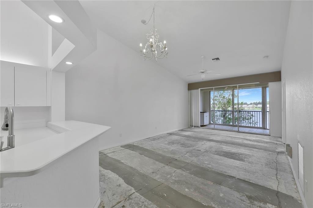 3420 Crown Pointe BLVD 202 photo 8