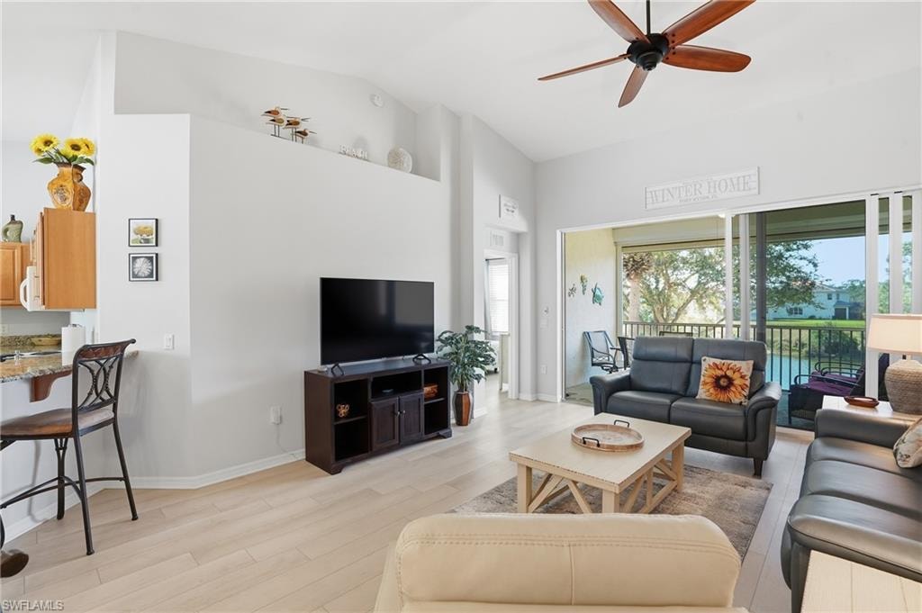 10137 Colonial Country Club BLVD 1103 photo 10