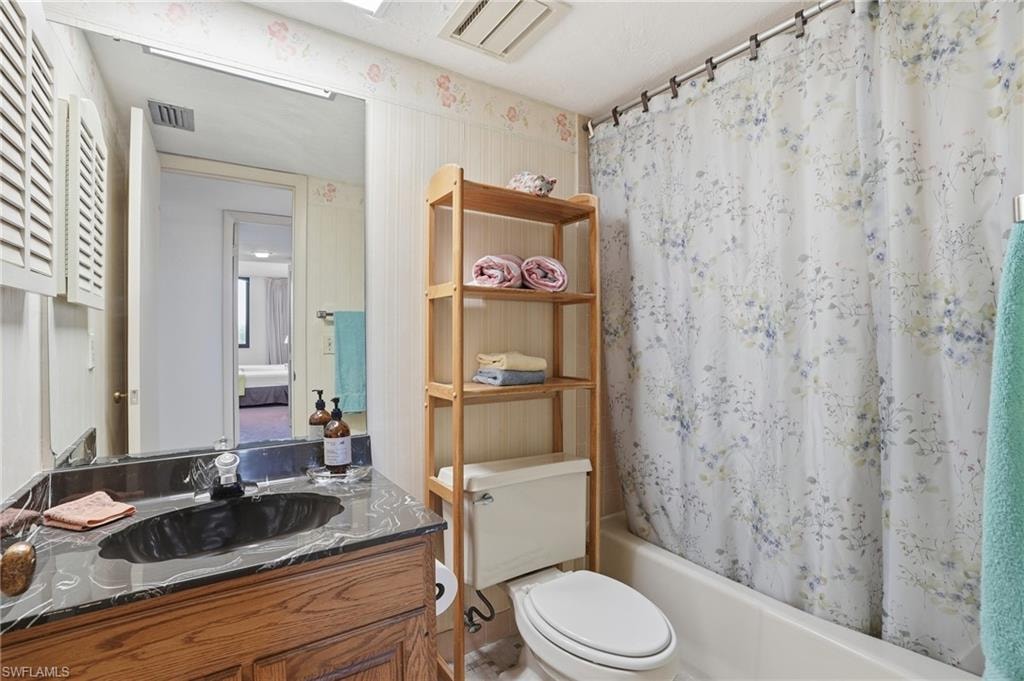11 Bluebill AVE 203 photo 27
