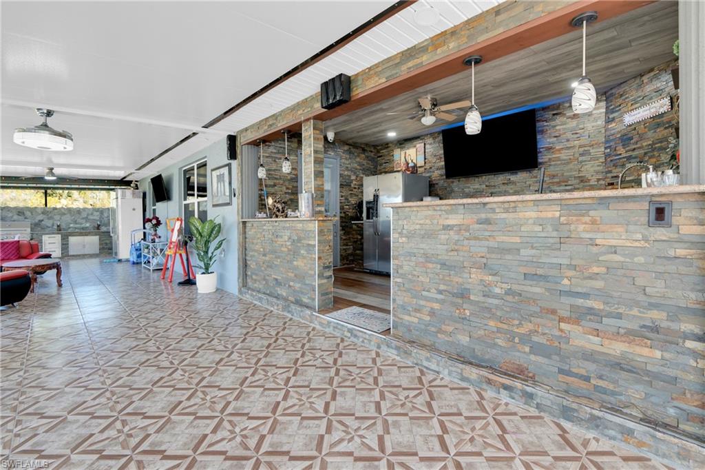 1113 McKinley AVE photo 34