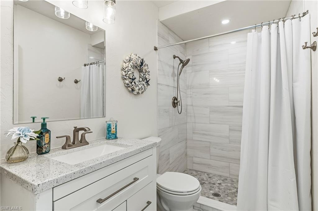 4705 Villa Mare LN photo 23