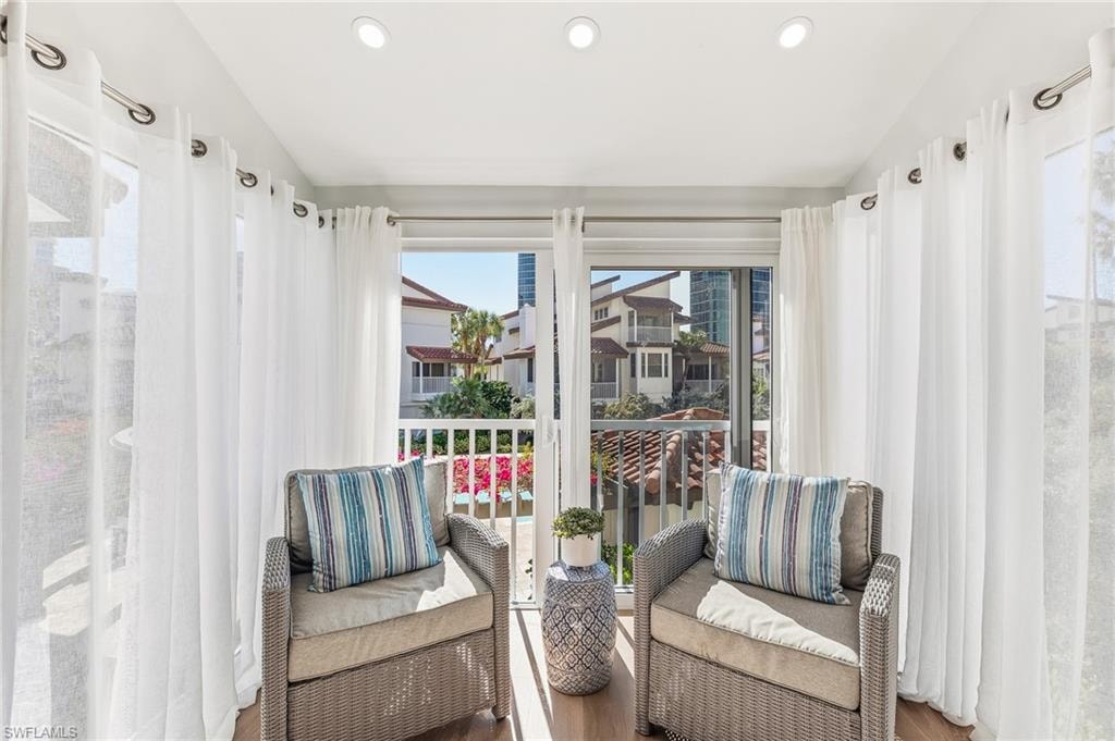 4705 Villa Mare LN photo 12