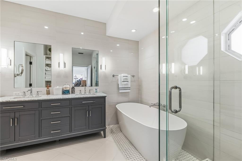 4705 Villa Mare LN photo 21
