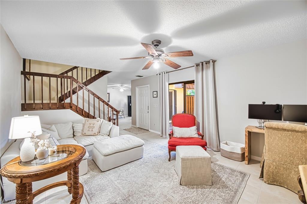 1444 Park Shore CIR 3 photo 6