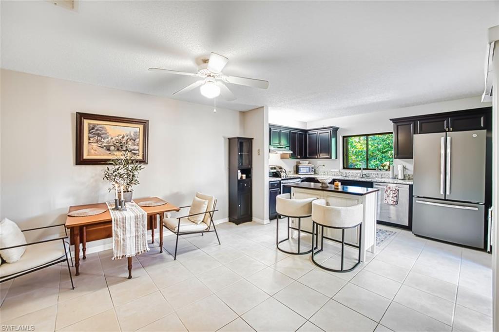 1444 Park Shore CIR 3