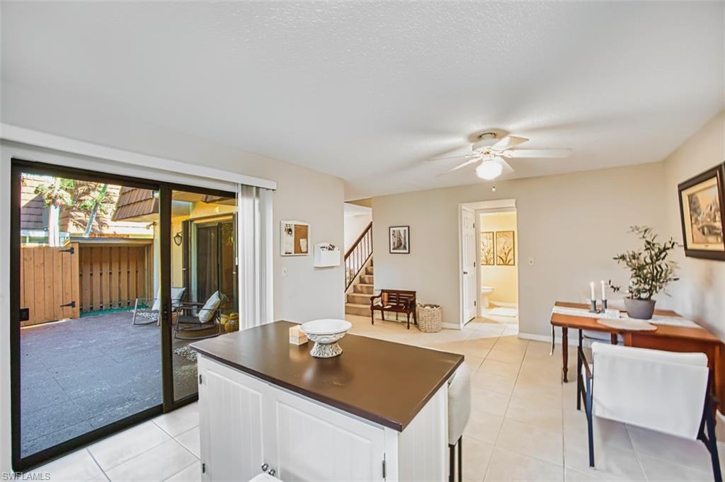 1444 Park Shore CIR 3