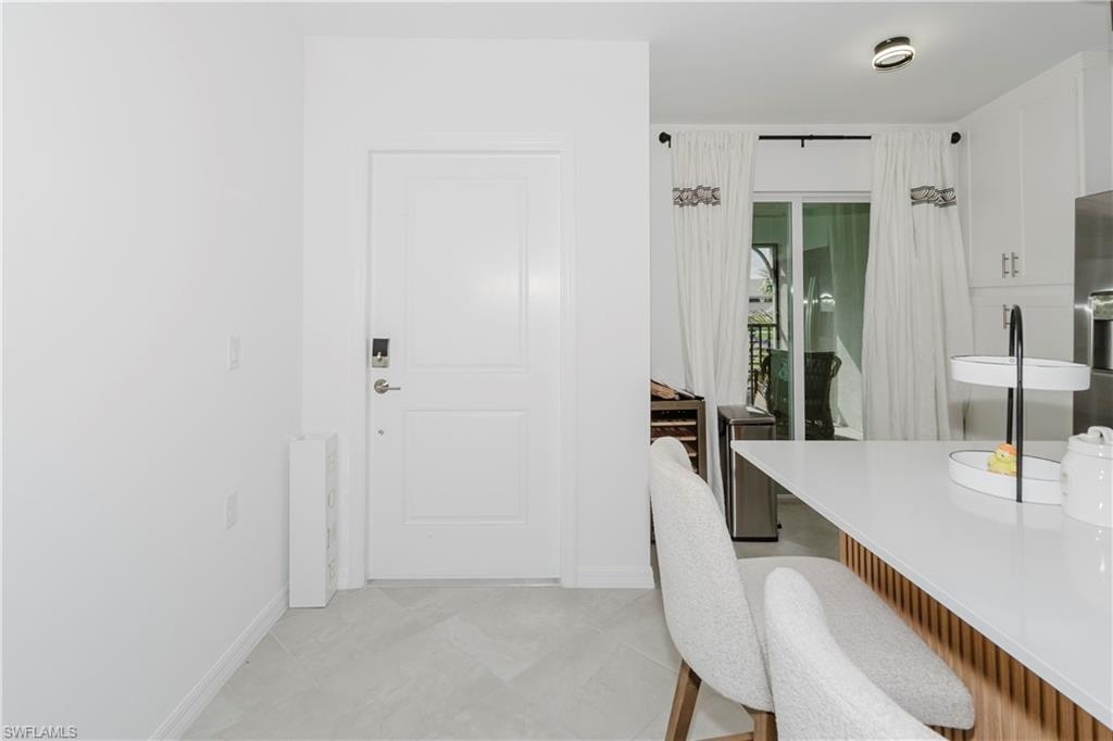 Office with baseboards