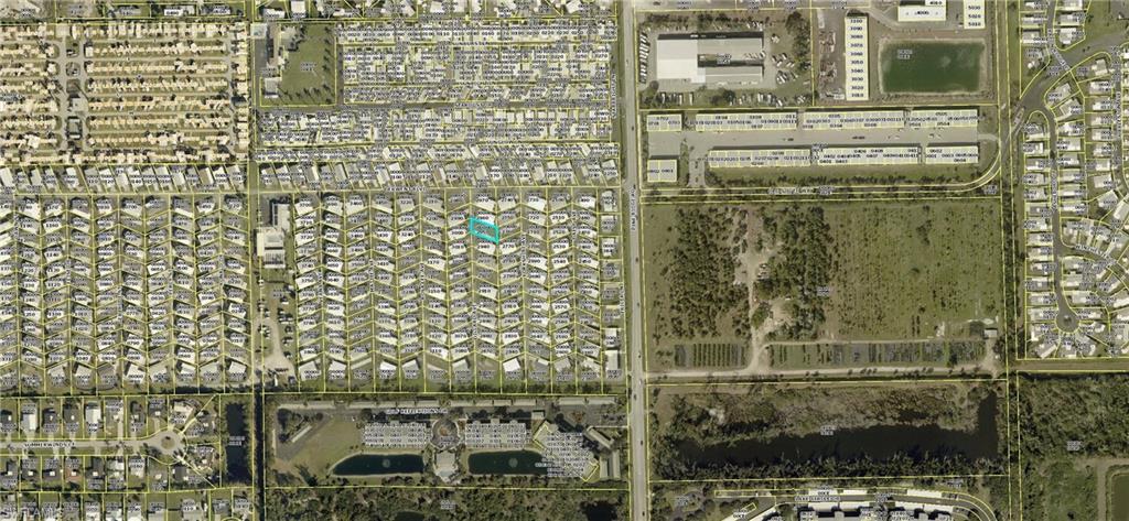 Aerial map of property and surrounding area