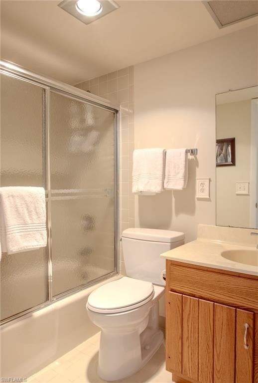 Full bathroom with bath/shower combo.