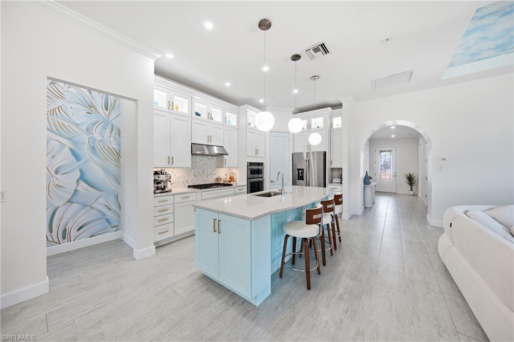 Open kitchen design ideal for entertaining and everyday living