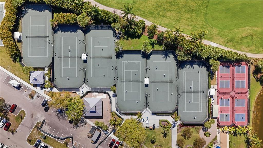 Community tennis courts available within the Fiddler’s Creek community.