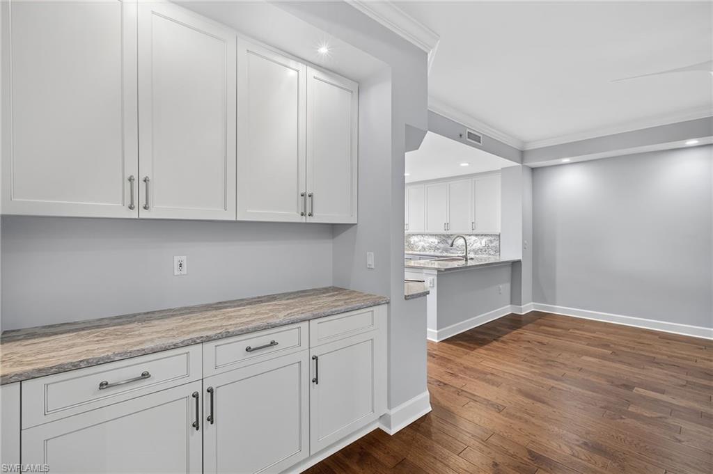 11620 Court Of Palms 105 photo 6