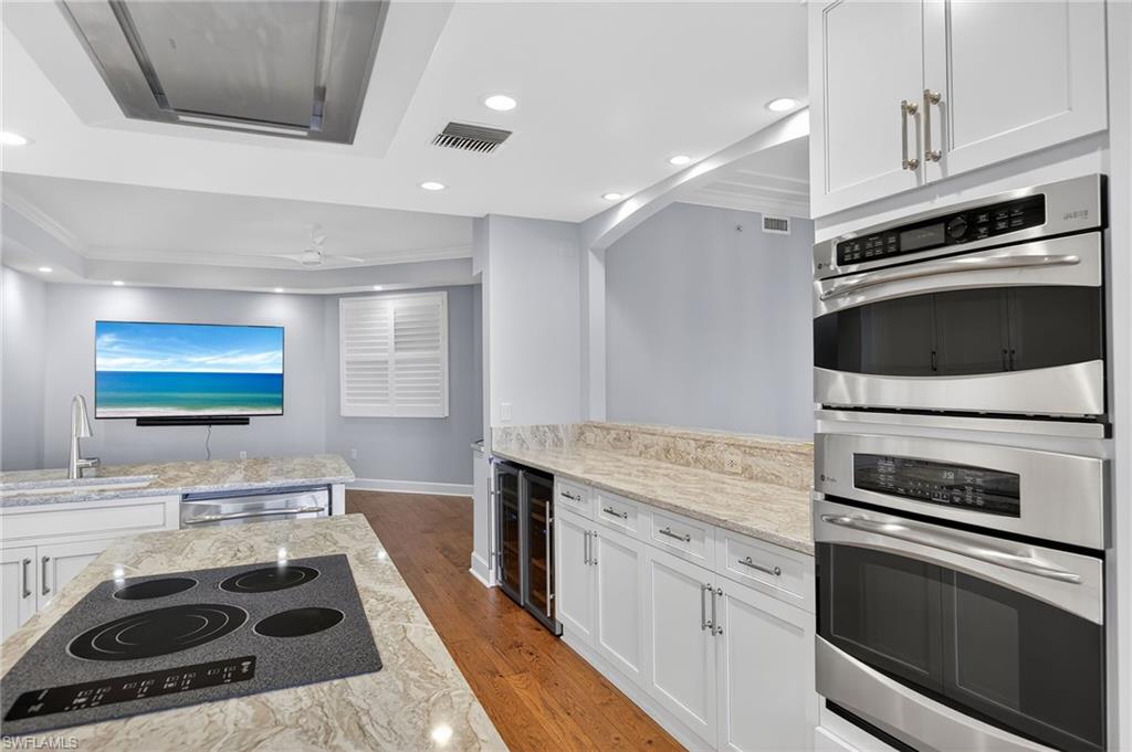 11620 Court Of Palms 105 photo 13