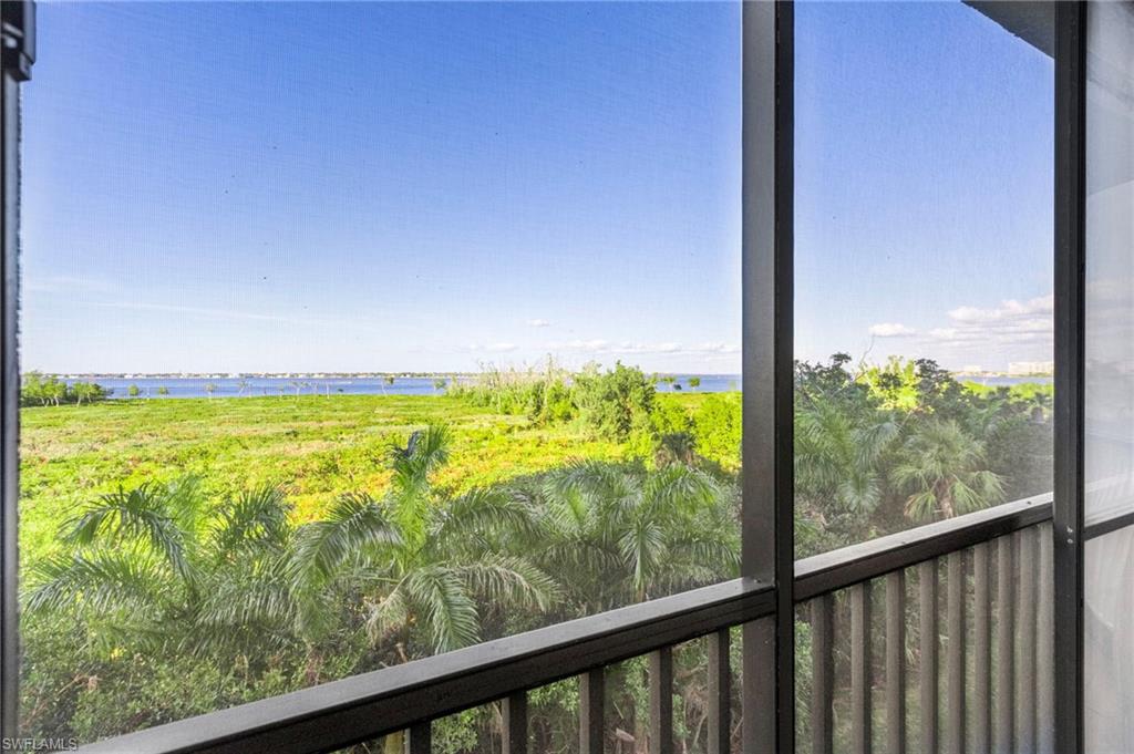 11620 Court Of Palms 105 photo 38