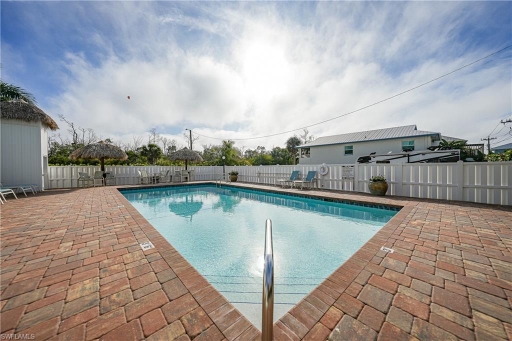 345 Mango ST 604 photo 37