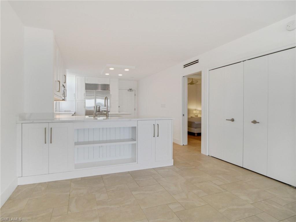 9415 Gulf Shore DR 102 photo 8