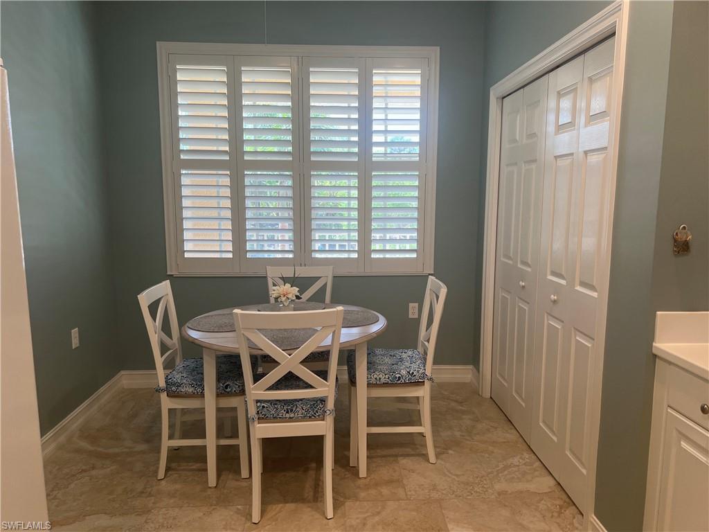 Kitchen Nook Area