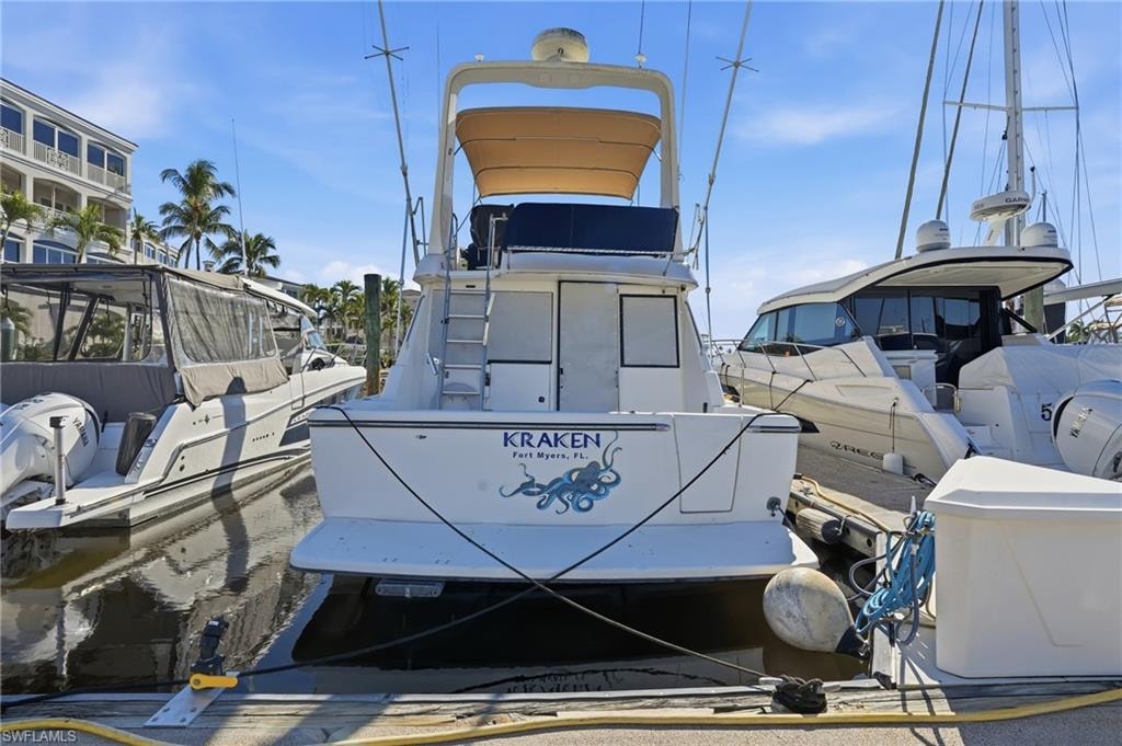 48' BOAT SLIP G-18 GULF HARBOUR MARINA