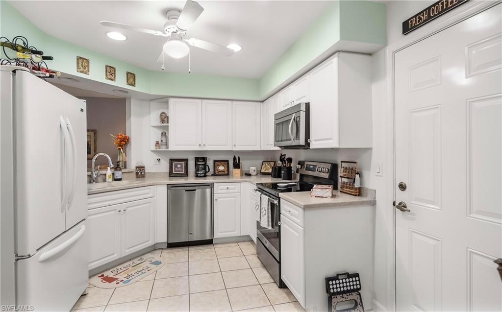 25085 Peacock LN 102 photo 8