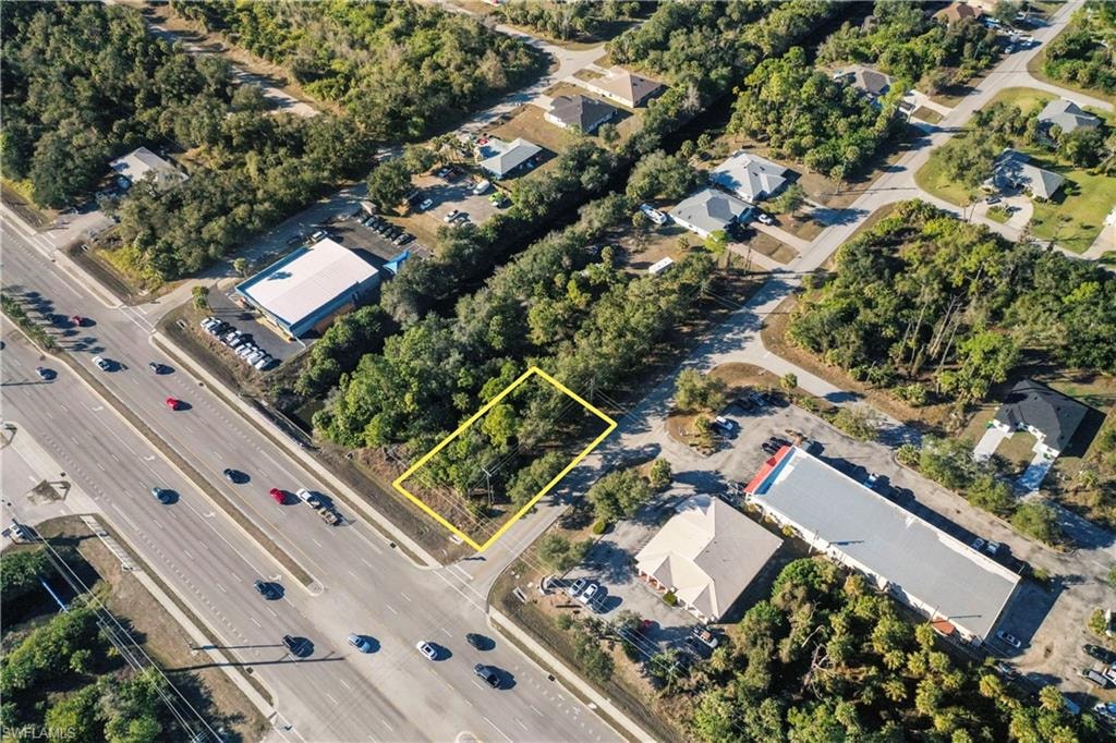 744 Tamiami TRL