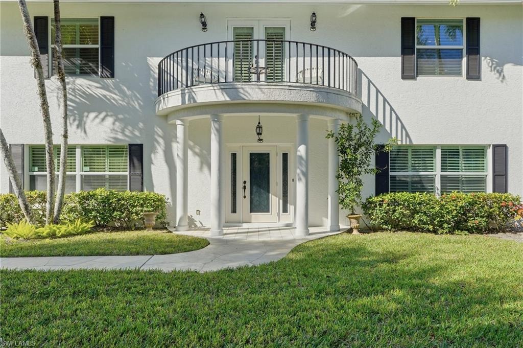Just 6 miles west to the Gulf, this home enjoys breathtaking west-facing views with glowing sunsets and the beach visible on the horizon.