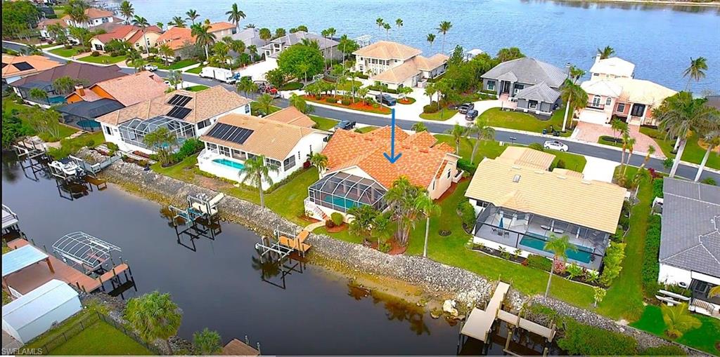 Only a 20 minute boat ride to Estero Bay--no  locks or bridges!