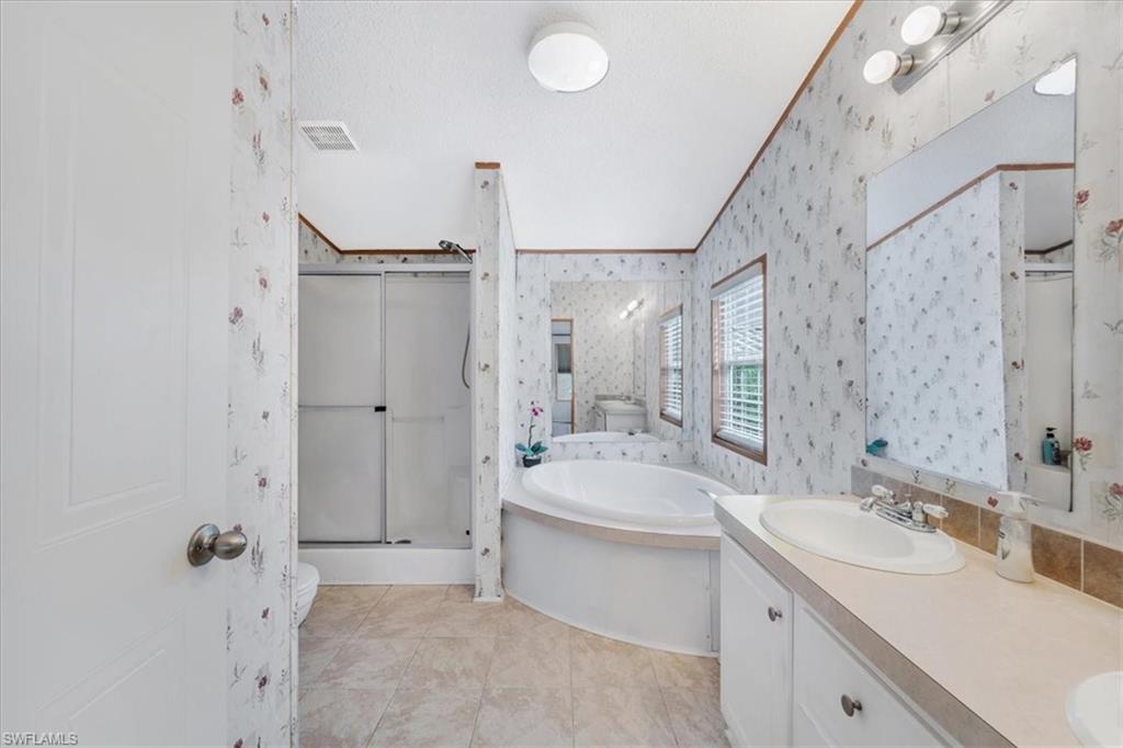 Primary Bath with Dual Sinks